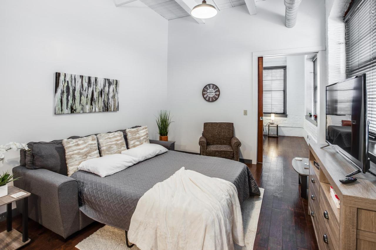 Ny Style Centric Loft With King Bed By Park Ave Apartman Rochester Kültér fotó