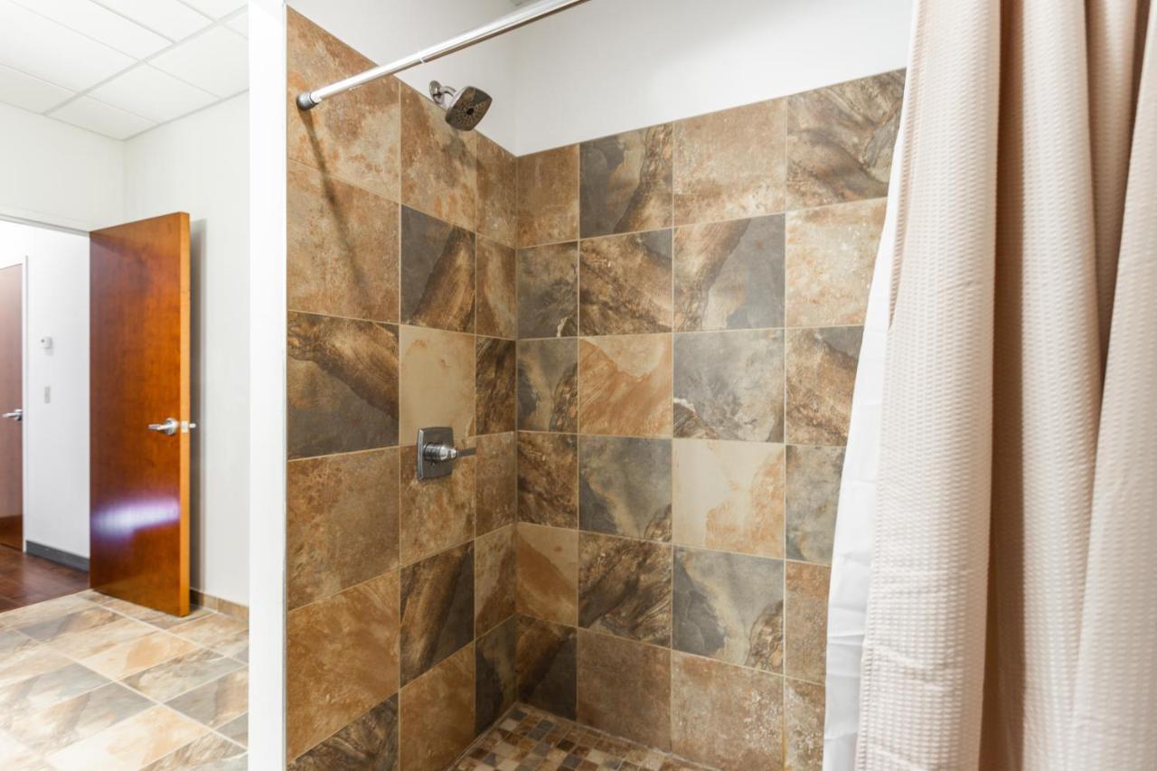 Ny Style Centric Loft With King Bed By Park Ave Apartman Rochester Kültér fotó