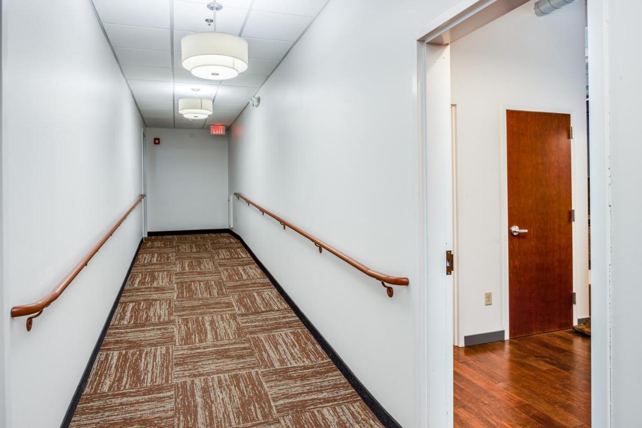 Ny Style Centric Loft With King Bed By Park Ave Apartman Rochester Kültér fotó